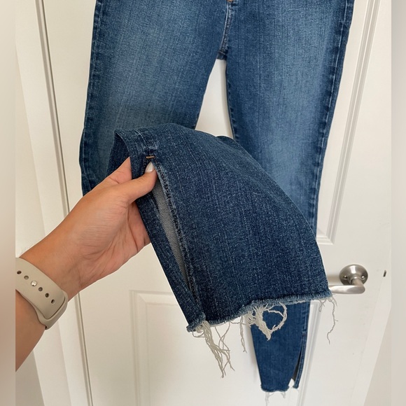 Favorite Daughter Valentina Super High Rise Tower Jeans in Dallas - Picture 4 of 4